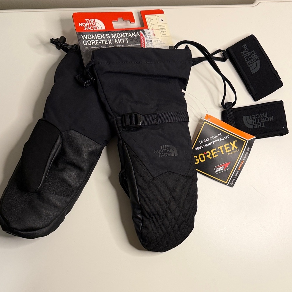 The North Face Women's Black Gore-Tex Mitts